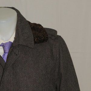 D.S. Dundee Belted Wool Gray Herringbone Tweed Shooting Jacket 42